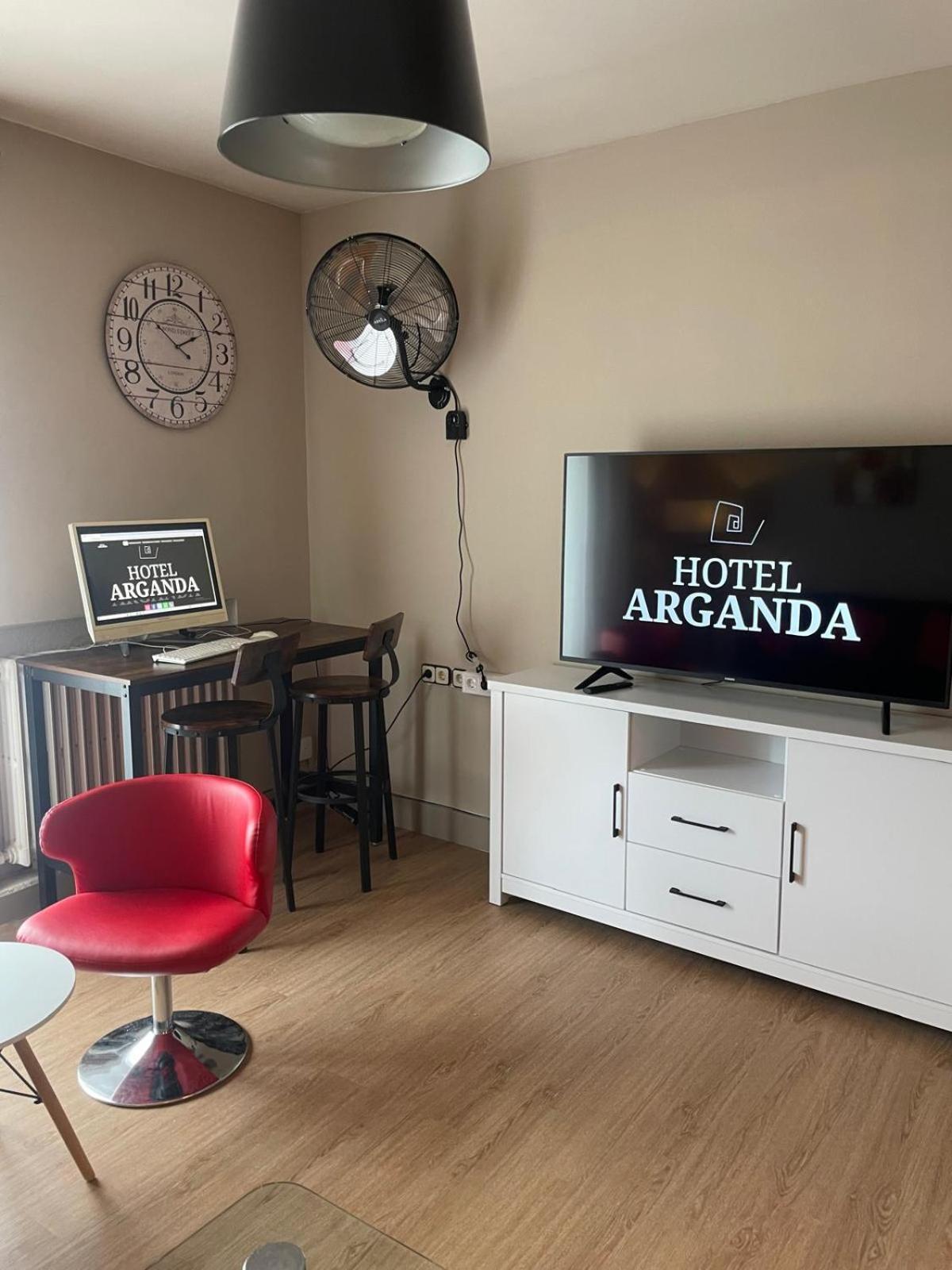 Hotel Arganda Arganda Del Rey Ngoại thất bức ảnh
